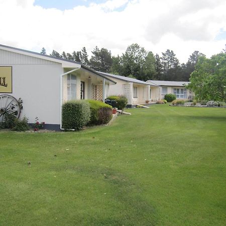 Cromwell Motel Bagian luar foto