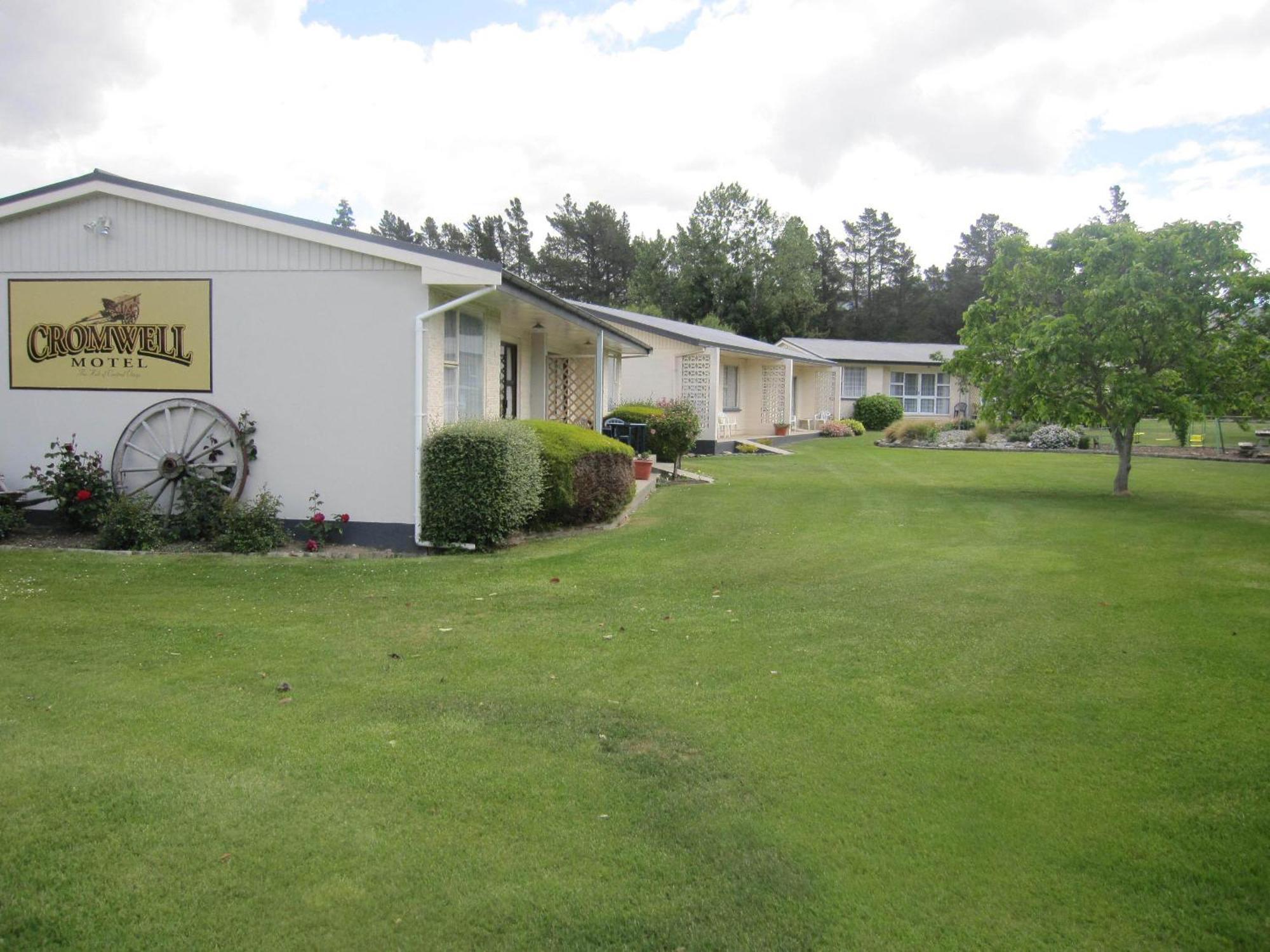 Cromwell Motel Bagian luar foto